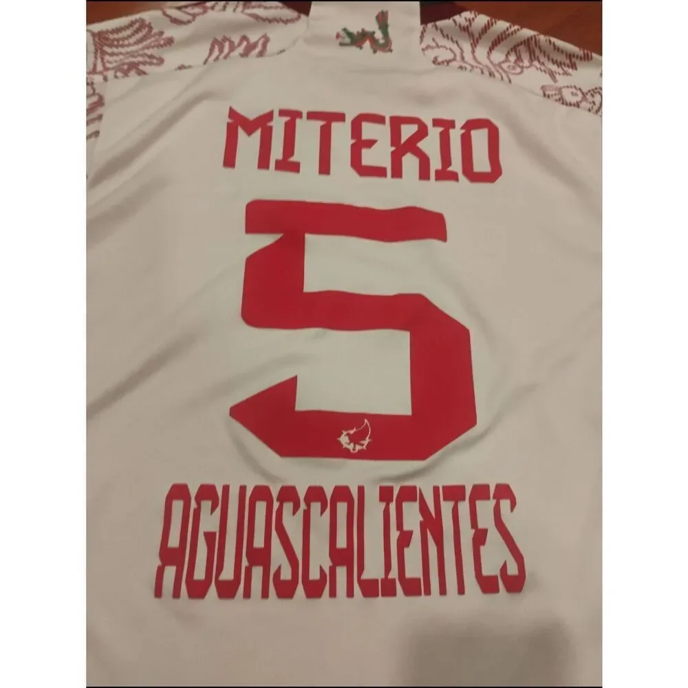 adidas Men Sex Cream & Maroon Graphic Soccer Jersey